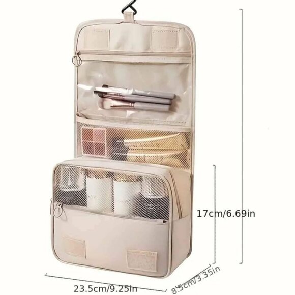 Makeup travel bag CA$20 - Picture 5 of 11